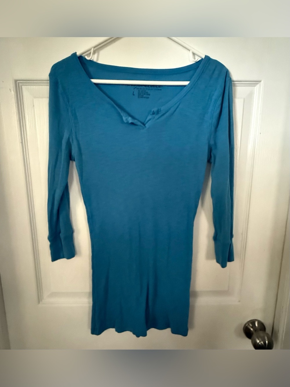Women’s Aeropostale Blue V-Neck 3/4 Length Long Sleeve Waffle Knit Top Size L